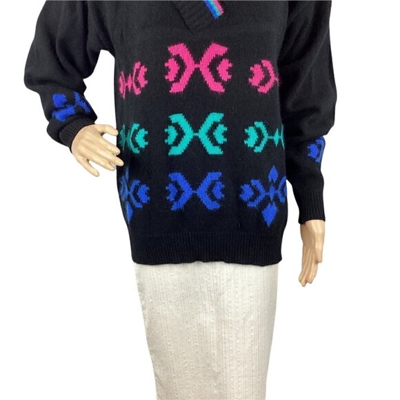 Vintage Izod Club Sweater Size L Black Angora Wool Blend V-Neck Shoulder Pads - Picture 3 of 6